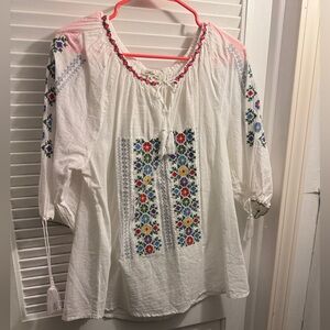 Romanian folk embroidered cotton shirt